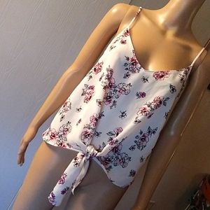 🎈3/$15 Lush floral tie tank top